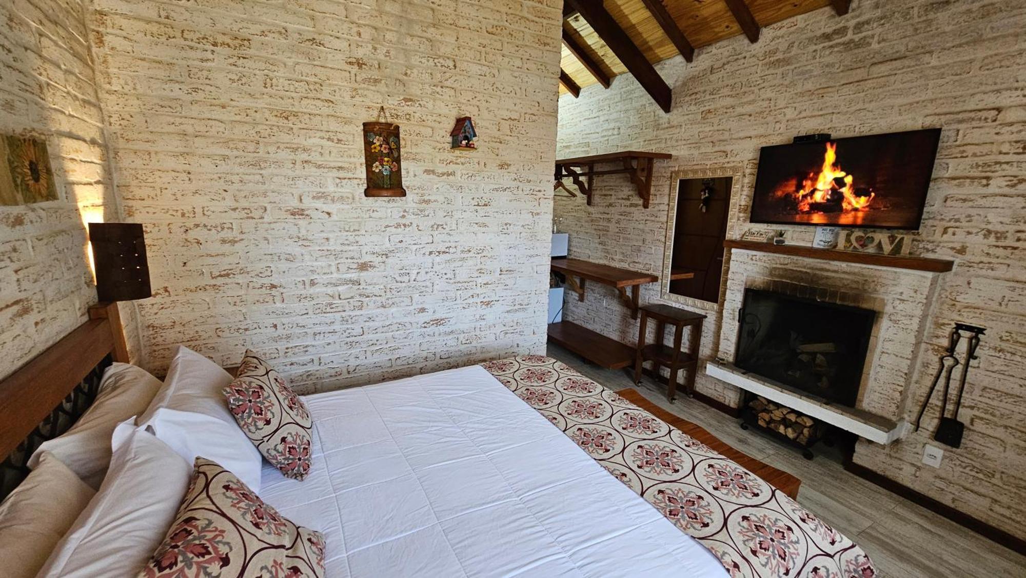 Chale Gosto Da Roca Villa Monte Verde  Eksteriør billede